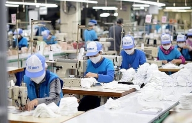 Một số vấn đề đặt ra khi nghiên cứu xây dựng các chương trình, giải pháp hỗ trợ doanh nghiệp “sống chung với Covid-19” trong bối cảnh mới