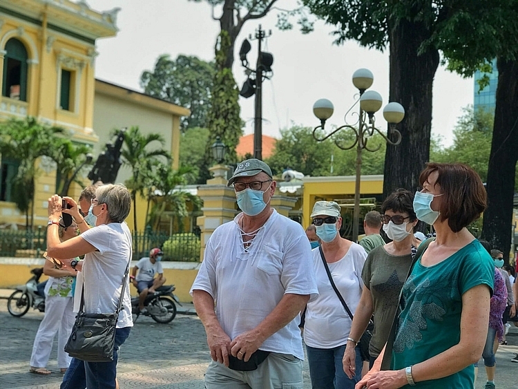 Hơn 49 nghìn lượt khách quốc tế đến Việt Nam trong 2 tháng đầu năm