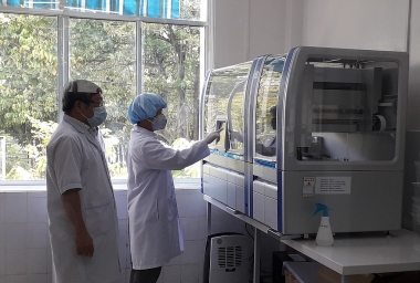 Nghị quyết về mua sắm vật tư, trang thiết bị phòng, chống Covid-19