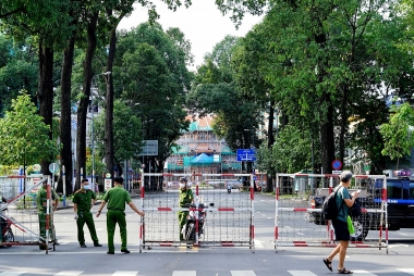 Thủ tướng yêu cầu tăng cường các biện pháp phòng, chống dịch COVID-19 trên toàn quốc