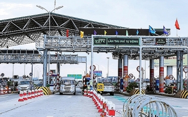 Dán thẻ thu phí ETC sẽ là thủ tục bắt buộc khi đăng kiểm xe