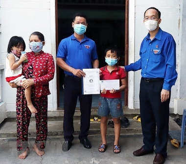 Triển khai kịp thời các biện pháp chăm sóc trẻ em mồ côi do đại dịch COVID-19