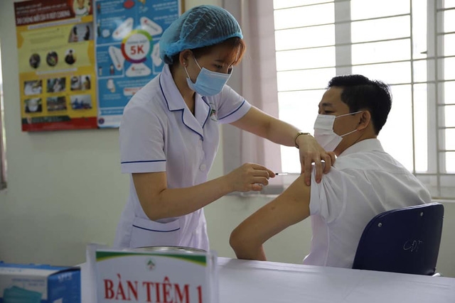Bộ Y tế sẽ điều chuyển vaccine COVID-19 nếu địa phương nào tiêm chậm