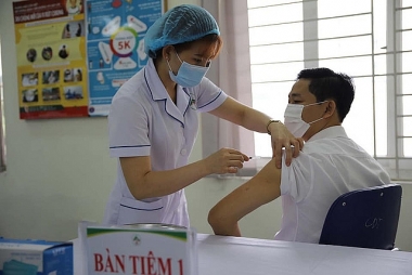 Bộ Y tế sẽ điều chuyển vaccine COVID-19 nếu địa phương nào tiêm chậm