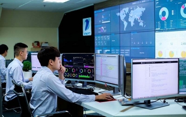 Chuyển đổi việc làm trong kỷ nguyên số ở Việt Nam: Bài học từ Hàn Quốc và Singapore