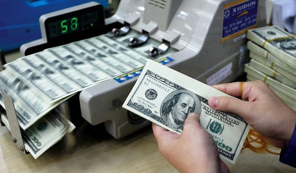 Hiện tượng Đô la hóa ở Việt Nam: Thực trạng và giải pháp