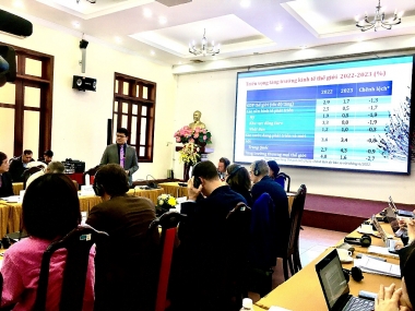 Nếu tiếp tục cải cách nhanh, tăng năng suất, GDP năm 2023 có thể đạt 6,83%