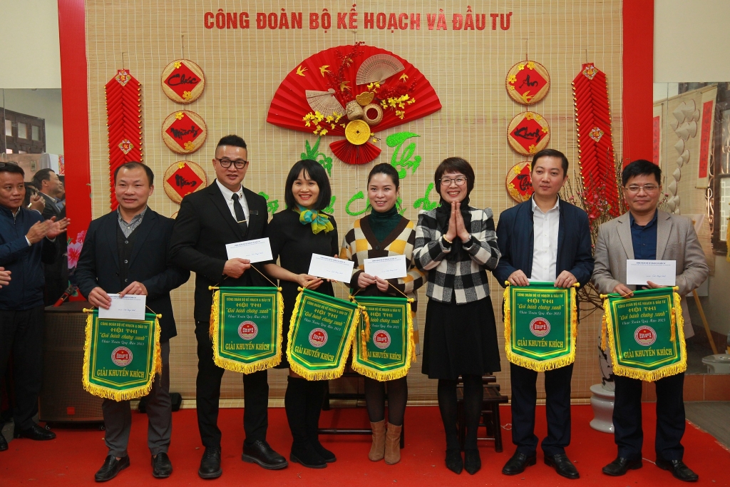 Bộ Kế hoạch và Đầu tư tổ chức Hội thi “Gói bánh chưng xanh - Chào Xuân Quý Mão 2023 Bộ Kế hoạch và Đầu tư tổ chức Hội thi “Gói bánh chưng xanh - Chào Xuân Quý Mão 2023