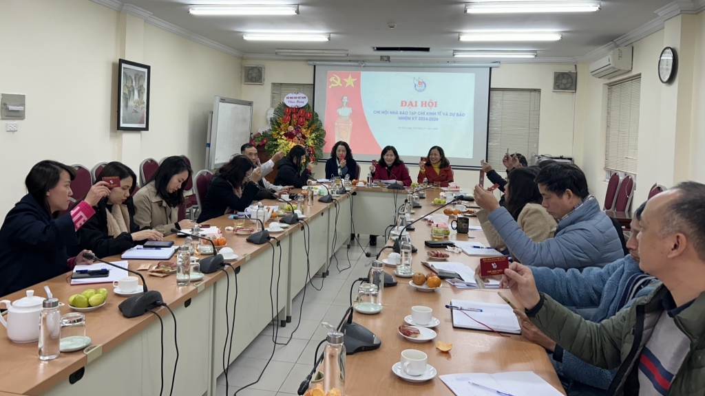 Tổ chức thành công Đại hội Chi hội Nhà báo Tạp chí Kinh tế và Dự báo nhiệm kỳ 2024-2026 Tổ chức thành công Đại hội Chi hội Nhà báo Tạp chí Kinh tế và Dự báo nhiệm kỳ 2024-2026