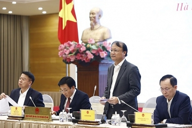 Việc điều chỉnh giá bán điện sẽ được tính toán, đánh giá, cân nhắc...
