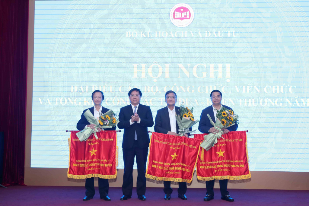 Bộ Kế hoạch và Đầu tư phát động phong trào thi đua năm 2023 với 5 nội dung chính