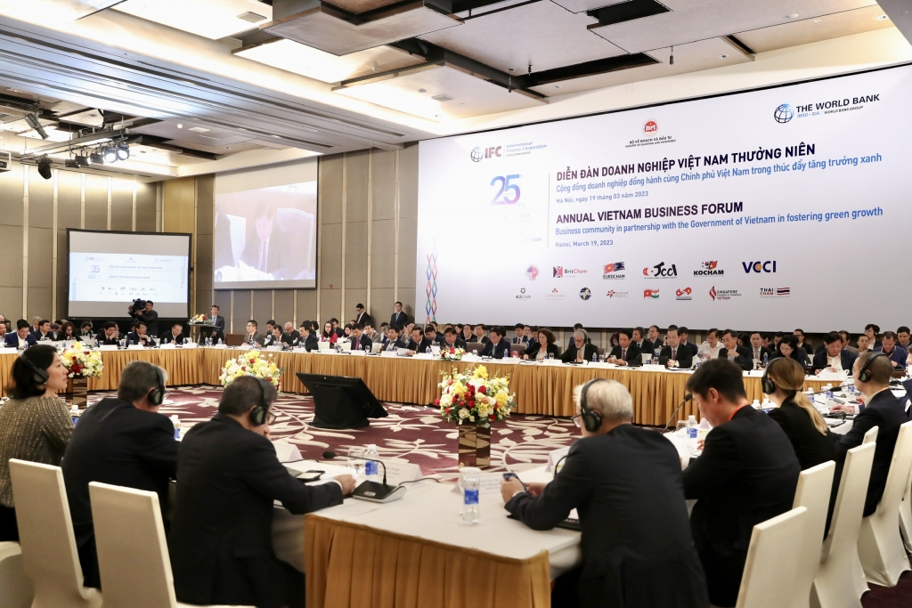 Tăng trưởng xanh là cơ hội để Việt Nam bắt kịp xu thế phát triển của thế giới Tăng trưởng xanh là cơ hội để Việt Nam bắt kịp xu thế phát triển của thế giới