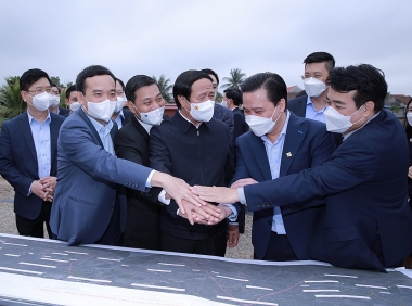 Thúc đẩy đầu tư công, góp phần tăng trưởng kinh tế - xã hội TP. Hải Phòng thời gian tới