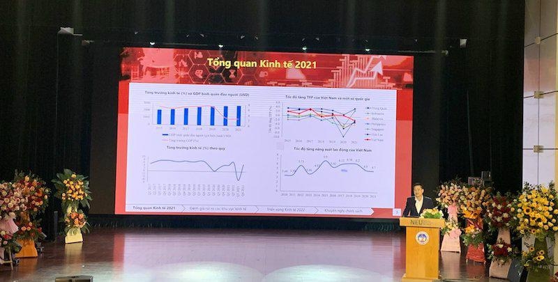 Khó khăn bủa vây, song tăng trưởng năm 2022 vẫn có thể đạt mục tiêu 6-6,5% Khó khăn bủa vây, song tăng trưởng năm 2022 vẫn có thể đạt mục tiêu 6-6,5%