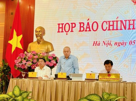Giải pháp vực dậy tăng trưởng cho các địa phương: Làm sao để cán bộ quản lý dám nghĩ, dám làm
