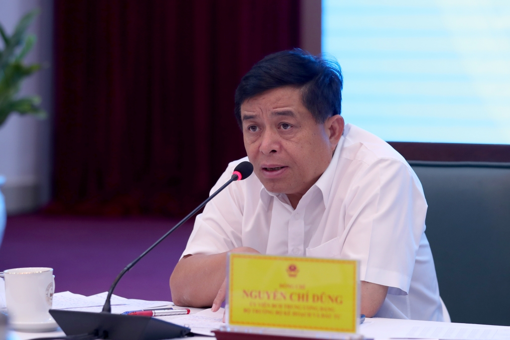 Bộ trưởng Nguyễn Chí Dũng chù trì buổi thảo. Ảnh: Đức Trung luận Bộ trưởng Nguyễn Chí Dũng chù trì buổi thảo. Ảnh: Đức Trung luận