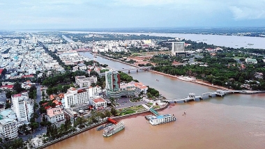 Hoàn thiện thể chế, chính sách phát triển và đẩy mạnh liên kết vùng ĐBSCL