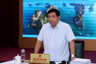 Bộ trưởng Nguyễn Chí Dũng: Tin tưởng Quảng Ninh sẽ viết nên một câu chuyện phát triển mới