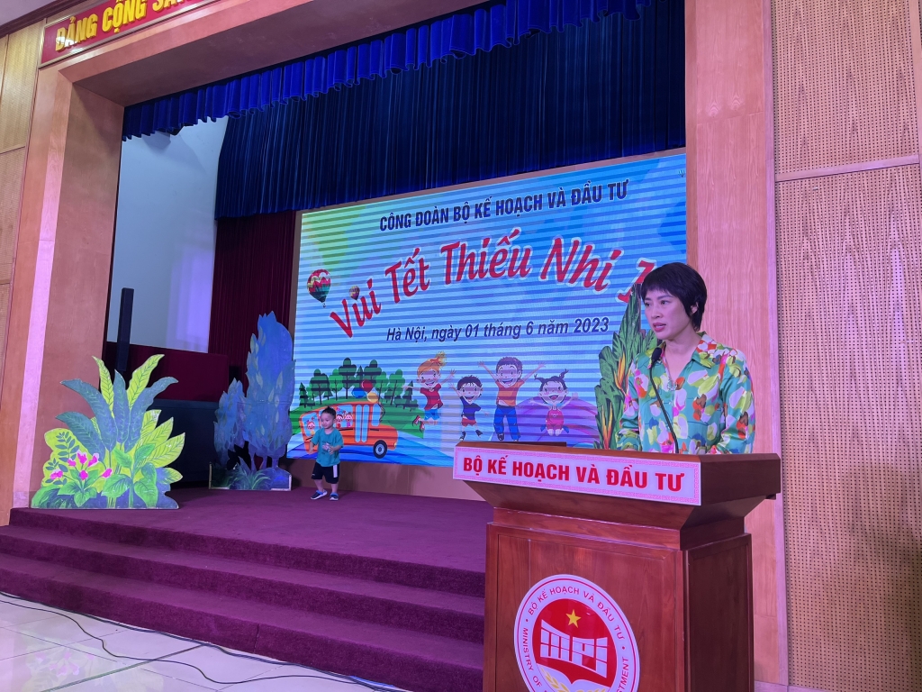 Công đoàn Bộ Kế hoạch và Đầu tư tổ chức vui Tết Thiếu nhi 1/6 Công đoàn Bộ Kế hoạch và Đầu tư tổ chức vui Tết Thiếu nhi 1/6