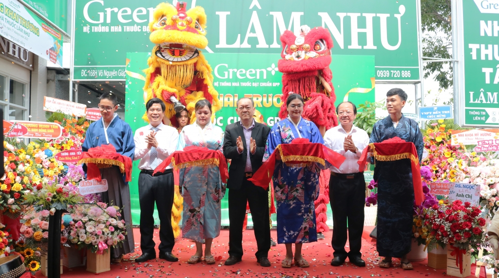 GREEN+ khai trương nhà thuốc nhượng quyền số 1 tại Bến Tre GREEN+ khai trương nhà thuốc nhượng quyền số 1 tại Bến Tre