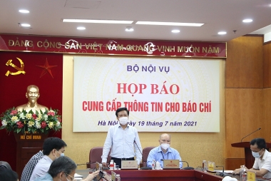 Bộ Nội vụ chưa đề nghị xem xét, sáp nhập bất cứ một đơn vị hành chính cấp tỉnh nào!