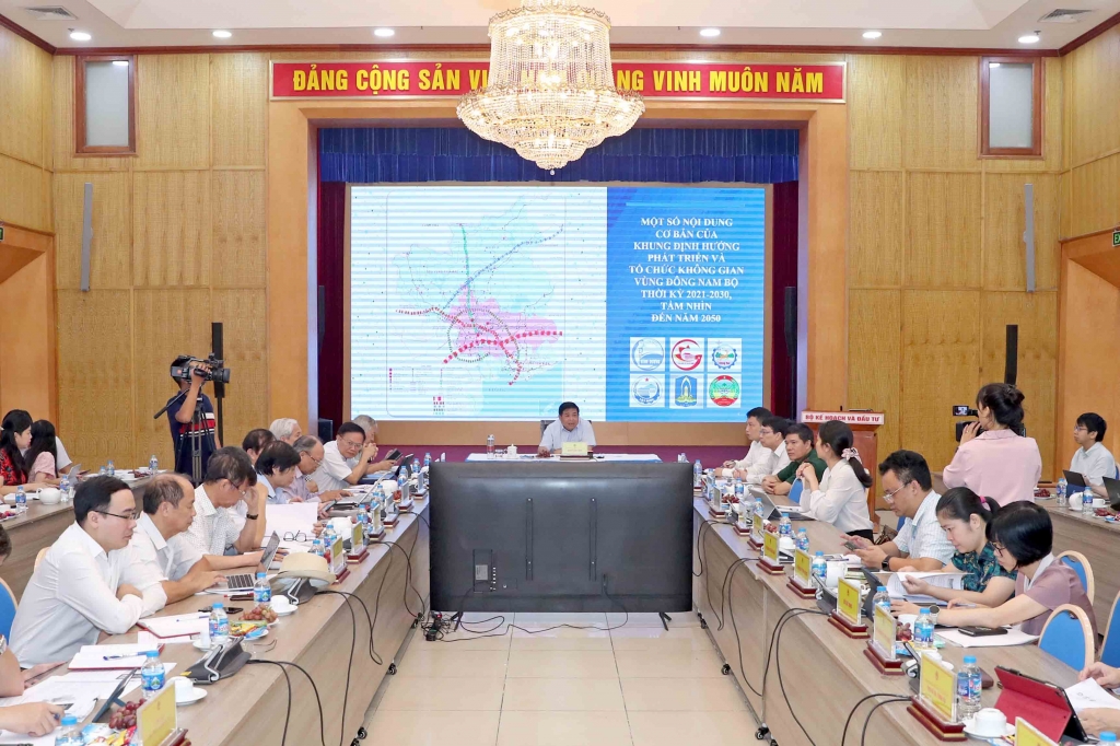Hình thành khung định hướng phát triển vùng Đông Nam Bộ thời kỳ 2021-2030 Hình thành khung định hướng phát triển vùng Đông Nam Bộ thời kỳ 2021-2030
