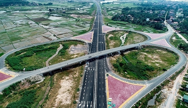 Triển khai đầu tư công ở vùng Trung du và miền núi Bắc Bộ dự báo còn nhiều khó khăn Triển khai đầu tư công ở vùng Trung du và miền núi Bắc Bộ dự báo còn nhiều khó khăn