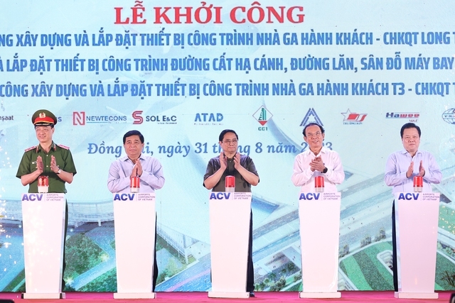 Khởi công đồng loạt 3 gói thầu quan trọng của dự án Sân bay Long Thành và nhà ga T3 Tân Sơn Nhất Khởi công đồng loạt 3 gói thầu quan trọng của dự án Sân bay Long Thành và nhà ga T3 Tân Sơn Nhất