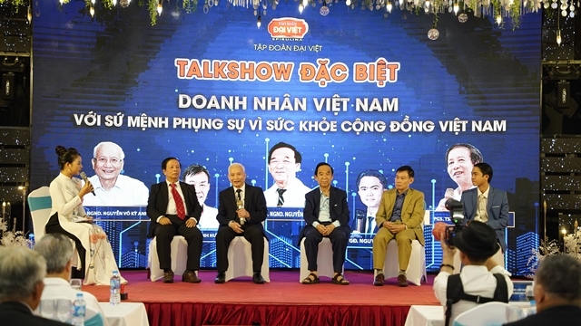 Trong kinh doanh vì sức khỏe cộng đồng, cần lấy con người làm trung tâm Trong kinh doanh vì sức khỏe cộng đồng, cần lấy con người làm trung tâm
