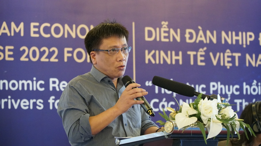 Triển vọng kinh tế Việt Nam tươi sáng, nhưng rủi ro đang gia tăng Triển vọng kinh tế Việt Nam tươi sáng, nhưng rủi ro đang gia tăng
