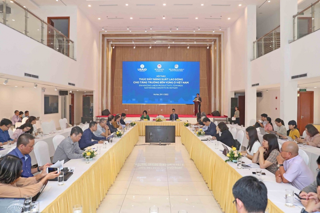 Tăng năng suất lao động - điều kiện giúp Việt Nam “bắt kịp, tiến cùng và vượt lên” các quốc gia trong khu vực Tăng năng suất lao động - điều kiện giúp Việt Nam “bắt kịp, tiến cùng và vượt lên” các quốc gia trong khu vực