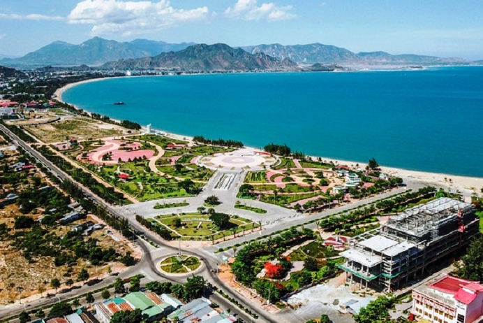 Tầm nhìn chiến lược phát triển đến 2050: “Ninh Thuận - Miền đất hội tụ những giá trị khác biệt"