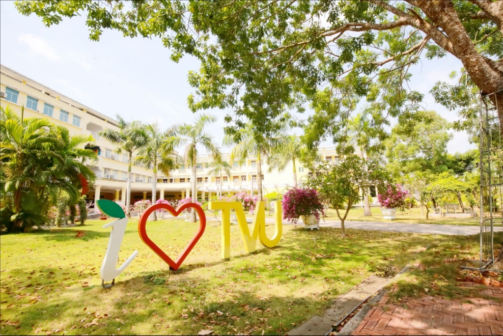 Xếp hạng các trường đại học Việt Nam và quốc tế hướng đến phát triển bền vững