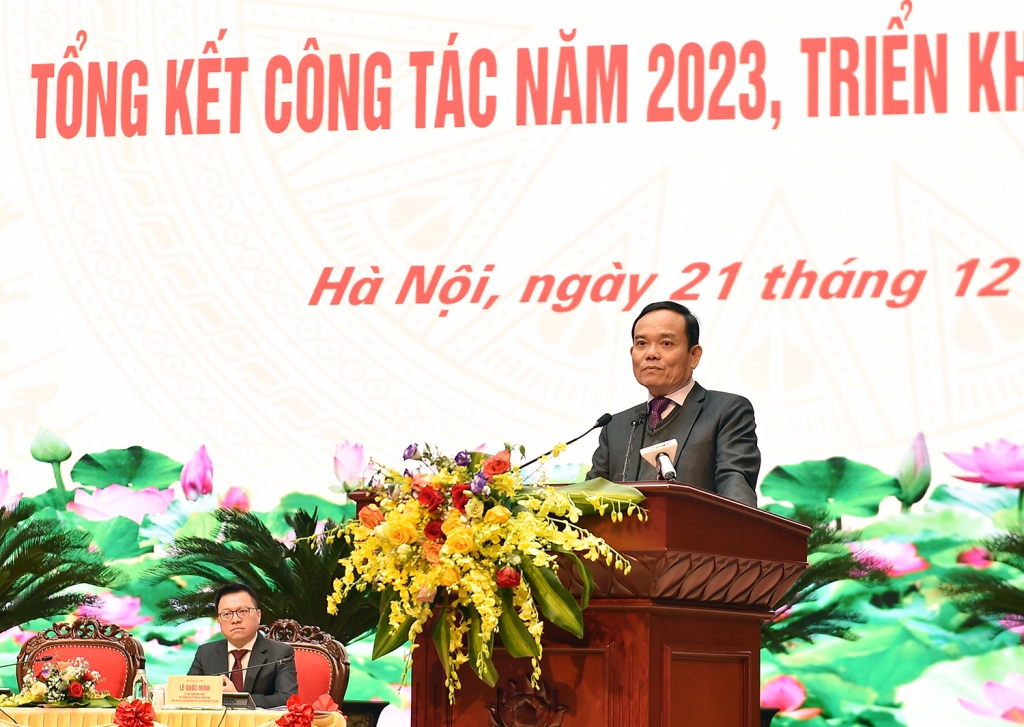 Báo chí phải kiến tạo được dòng thông tin tích cực, chủ lưu, lan tỏa mạnh mẽ những điều tốt đẹp Báo chí phải kiến tạo được dòng thông tin tích cực, chủ lưu, lan tỏa mạnh mẽ những điều tốt đẹp