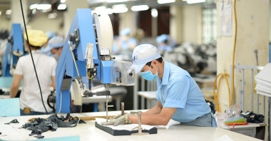 Tác động của chính sách tài chính tới doanh nghiệp dệt may tại Việt Nam: Thực trạng và giải pháp