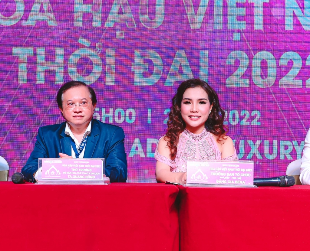 Họp báo ra mắt cuộc thi “Hoa hậu Việt Nam Thời đại” năm 2022 Họp báo ra mắt cuộc thi “Hoa hậu Việt Nam Thời đại” năm 2022