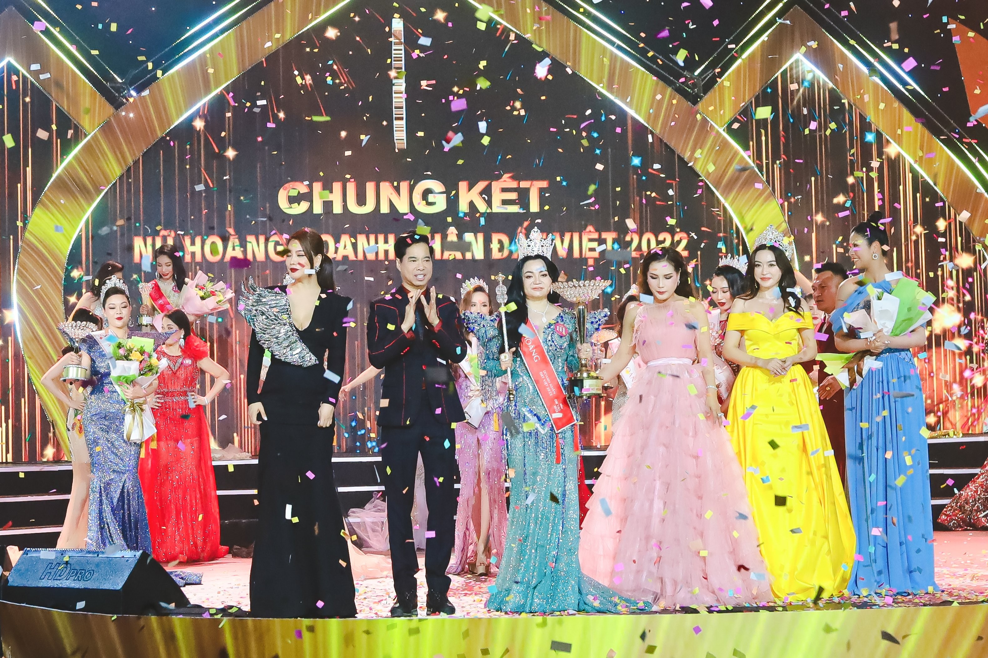 c-thuy-1-1648670097.jpg