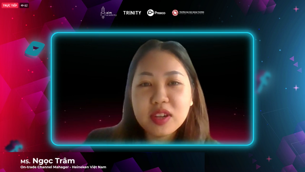 Bà Ngọc Trâm - On-trade Channel Manager - Heineken Việt Nam góp mặt tại buổi hội thảo Bà Ngọc Trâm - On-trade Channel Manager - Heineken Việt Nam góp mặt tại buổi hội thảo