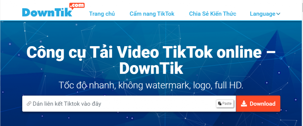 Dán liên kết video vào khung và bấm Download