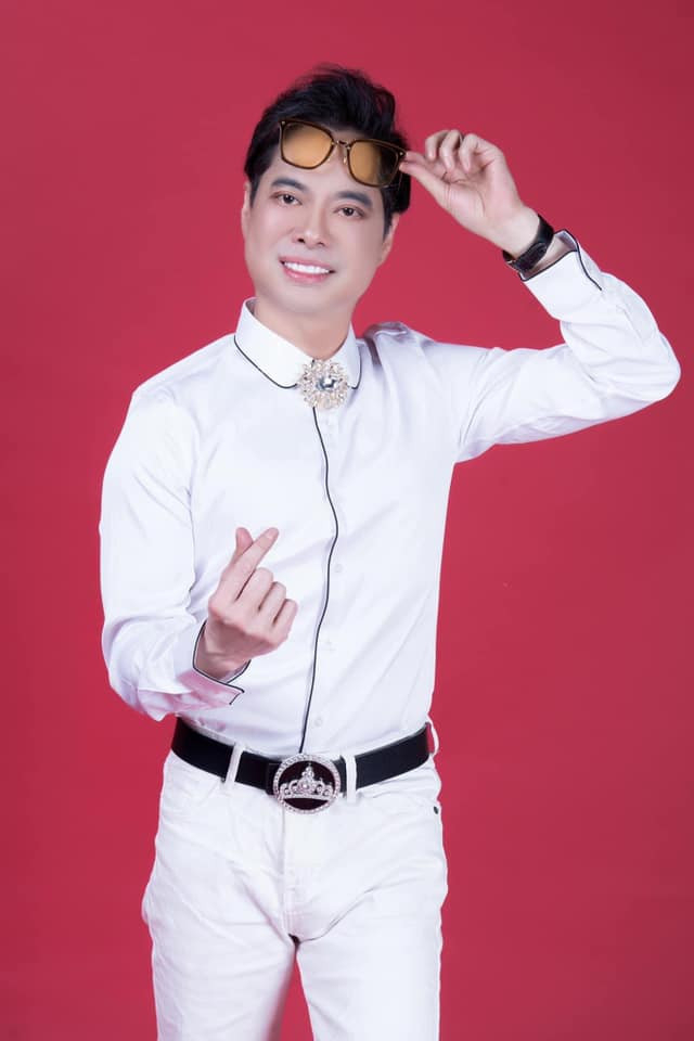 Danh ca, nhạc sĩ Ngọc Sơn khai trương hệ thống Spa thương hiệu Men&Man trên toàn quốc