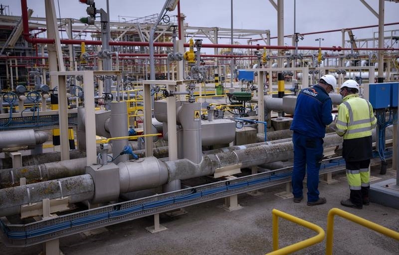 Khủng hoảng năng lượng toàn cầu, bước ngoặt tăng tốc chuyển đổi năng lượng Khủng hoảng năng lượng toàn cầu, bước ngoặt tăng tốc chuyển đổi năng lượng