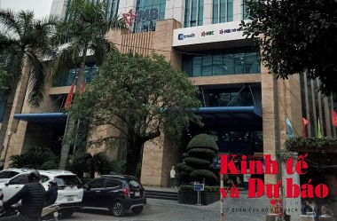 Thị trường tài chính Việt Nam 2023, nhận diện rủi ro, thách thức và một số đề xuất chính sách
