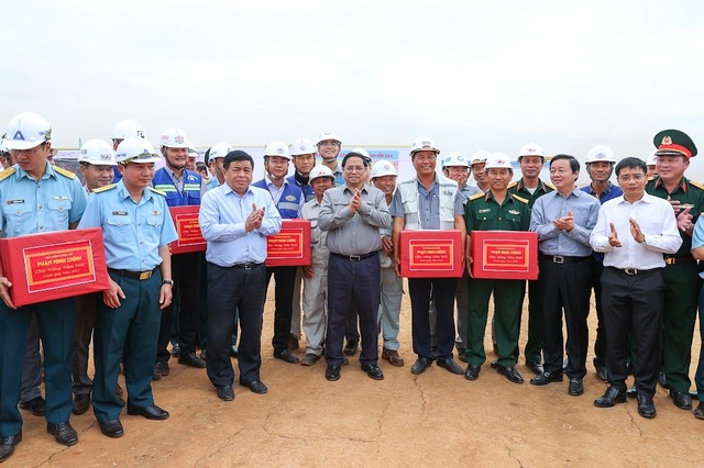 3 tổ chức chịu trách nhiệm về gói thầu phần thân nhà ga hành khách dự án sân bay quốc tế Long Thành bị hủy thầu 3 tổ chức chịu trách nhiệm về gói thầu phần thân nhà ga hành khách dự án sân bay quốc tế Long Thành bị hủy thầu