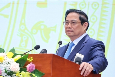 Tránh tình trạng người dân đến gửi tiền thì nhân viên ngân hàng giới thiệu những kênh đầu tư có lợi nhuận cao hơn nhưng nhiều rủi ro
