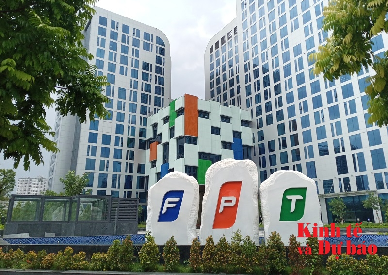Nhiều yếu tố “ủng hộ” cho GDP năm 2022 đạt 6-6,5% Nhiều yếu tố “ủng hộ” cho GDP năm 2022 đạt 6-6,5%