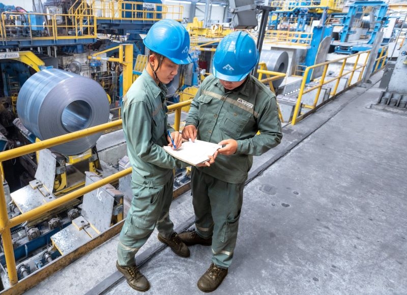 Lượng thép sản xuất và tiêu thụ của Tập đoàn Hòa Phát giảm mạnh