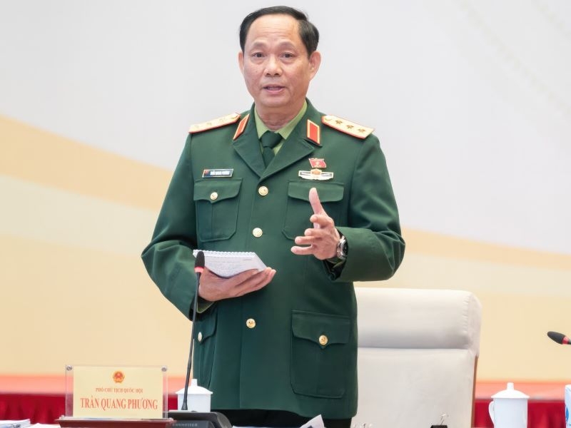 Bảo vệ dữ liệu cá nhân là vấn đề khó, mới, nên cần thẩm tra thật chặt chẽ… Bảo vệ dữ liệu cá nhân là vấn đề khó, mới, nên cần thẩm tra thật chặt chẽ…