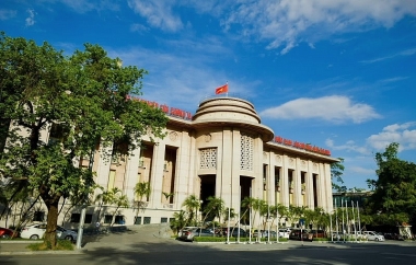 Ngân hàng Nhà nước “mạnh tay” xử lý tổ chức tín dụng “ép” khách hàng mua bảo hiểm
