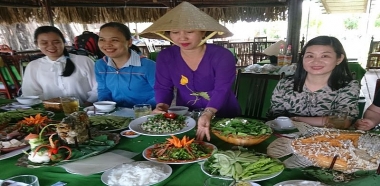 Giải pháp phát triển du lịch bền vững tại tỉnh Vĩnh Long