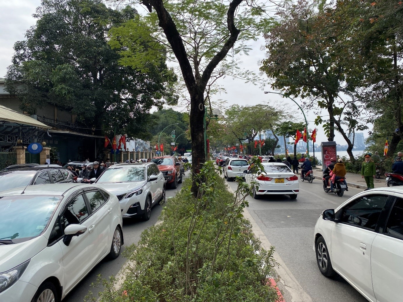 Ngày đầu năm mới Ngày đầu năm mới